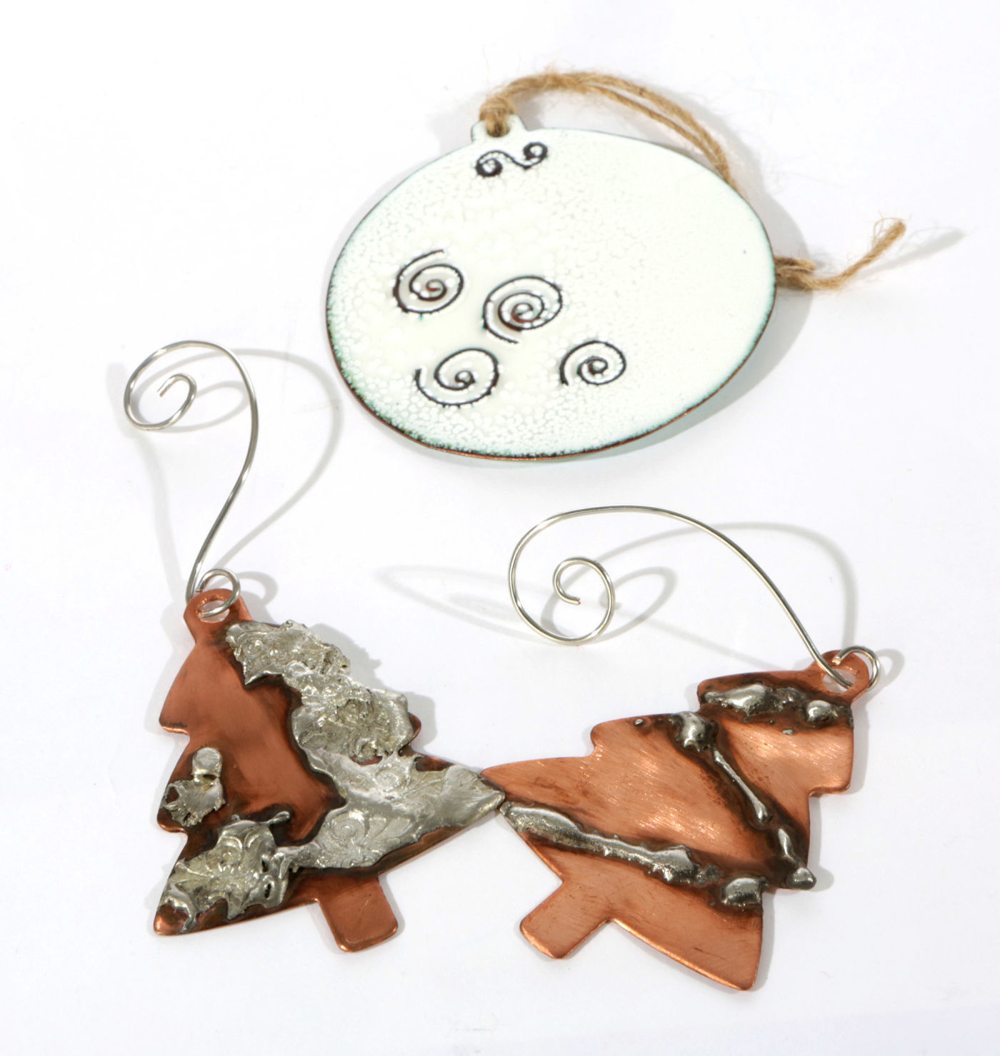 Metal holiday ornaments